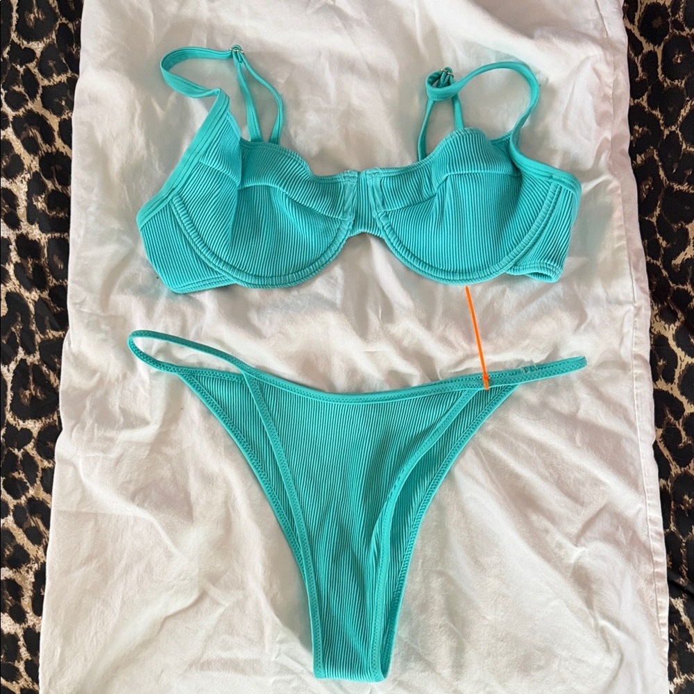 Kulani Kinis Turquoise Ribbed Bikini Set medium